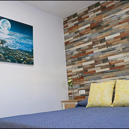 コニル・デ・ラ・フロンテラ Casa Colorado Con Piscinaヴィラ エクステリア 写真