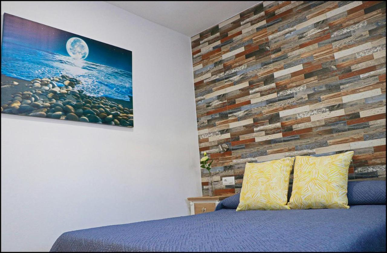 コニル・デ・ラ・フロンテラ Casa Colorado Con Piscinaヴィラ エクステリア 写真